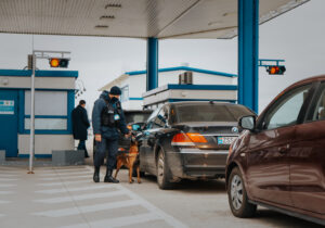 Moldovenii cu pașapoarte biometrice vor călători mai ușor prin România în Spațiul Schengen. Precizările Poliției de Frontieră