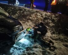 (ФОТО) В Молдове водителей предупредили о снежных заносах и гололеде. Как обстоят дела в Кишиневе