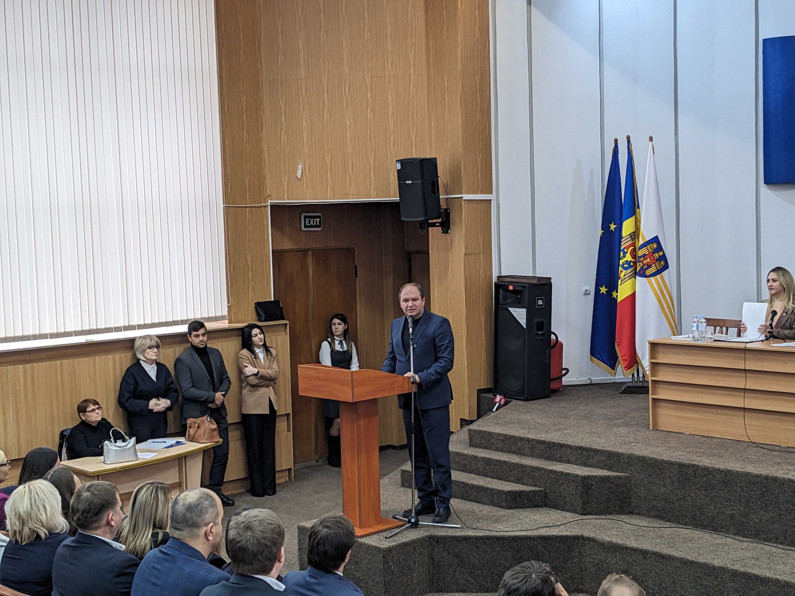 „Lăsăm dezbaterile politice”. Prima ședință a consilierilor mun. Chișinău cu discursurile lui Ceban, Dodon și Carp