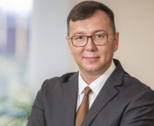 Булат Рахметов назначен новым генеральным директором компании Rompetrol Moldova, лидера на рынке нефтепродуктов в Республике Молдова с сетью из почти 100 автозаправочных станций по всей стране