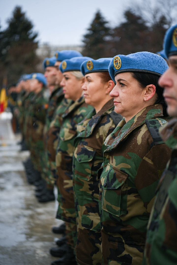 Peste 40 de militari, detașați în Kosovo. În premieră, la misiunea de menținere a păcii vor participa și 4 femei