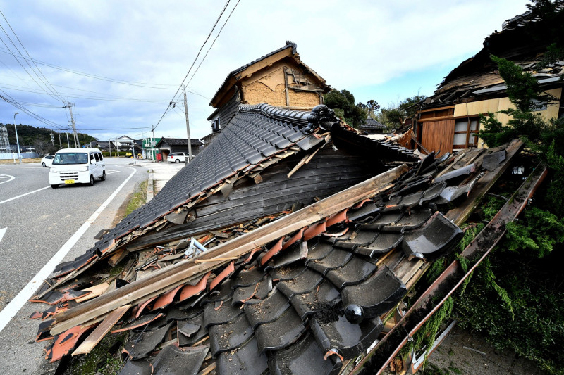 Cutremur de 7,6 grade în Japonia, soldat cu morți și mii de clădiri în ruine. Dorin Recean transmite condoleanțe: „Suntem alături”