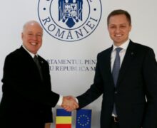 Кент Логсдон обсудил в Бухаресте ситуацию в Молдове