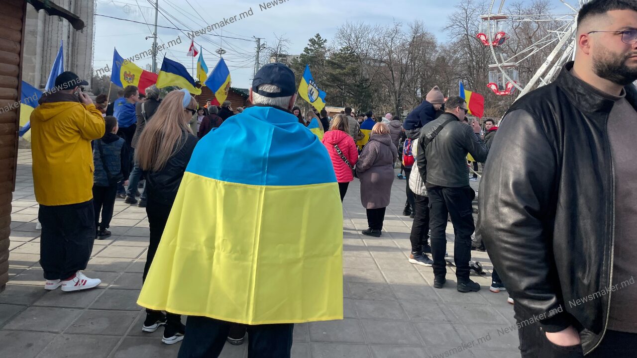 FOTO/VIDEO „Ucraina are nevoie de victorie”: Marș pentru solidaritate și pace, la Chișinău