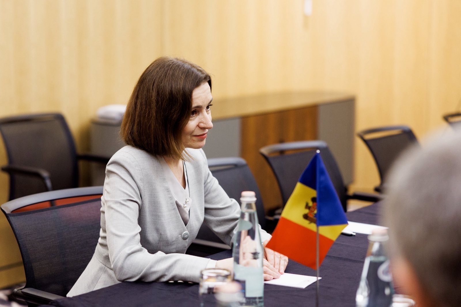 Sandu, întâlnire oficială cu Zelenski, la Tirana: „Moldova va continua să facă totul ce îi stă în puteri, pentru a sprijini Ucraina”
