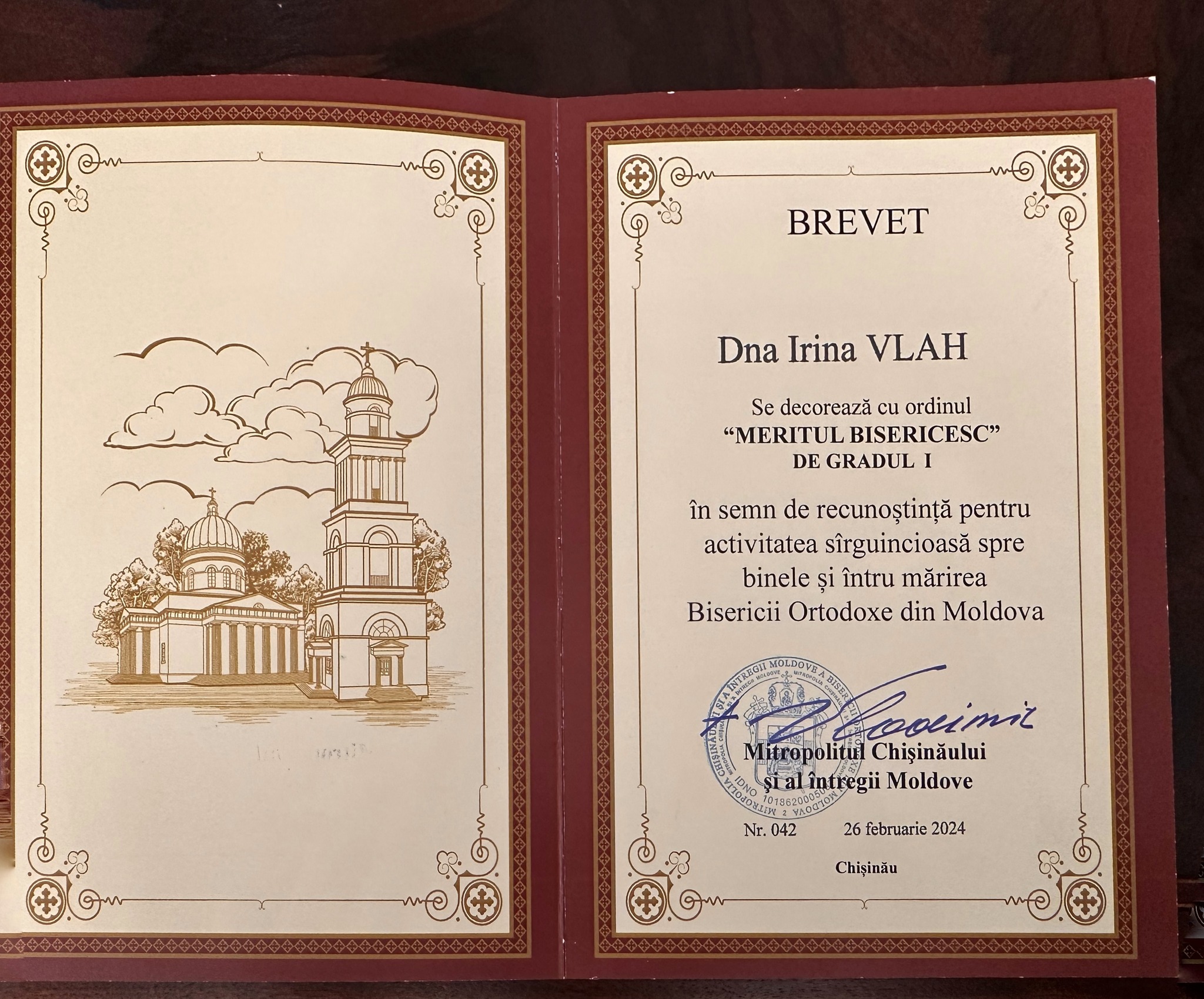 Митрополит Молдовы вручил Ирине Влах орден за «Церковные заслуги»
