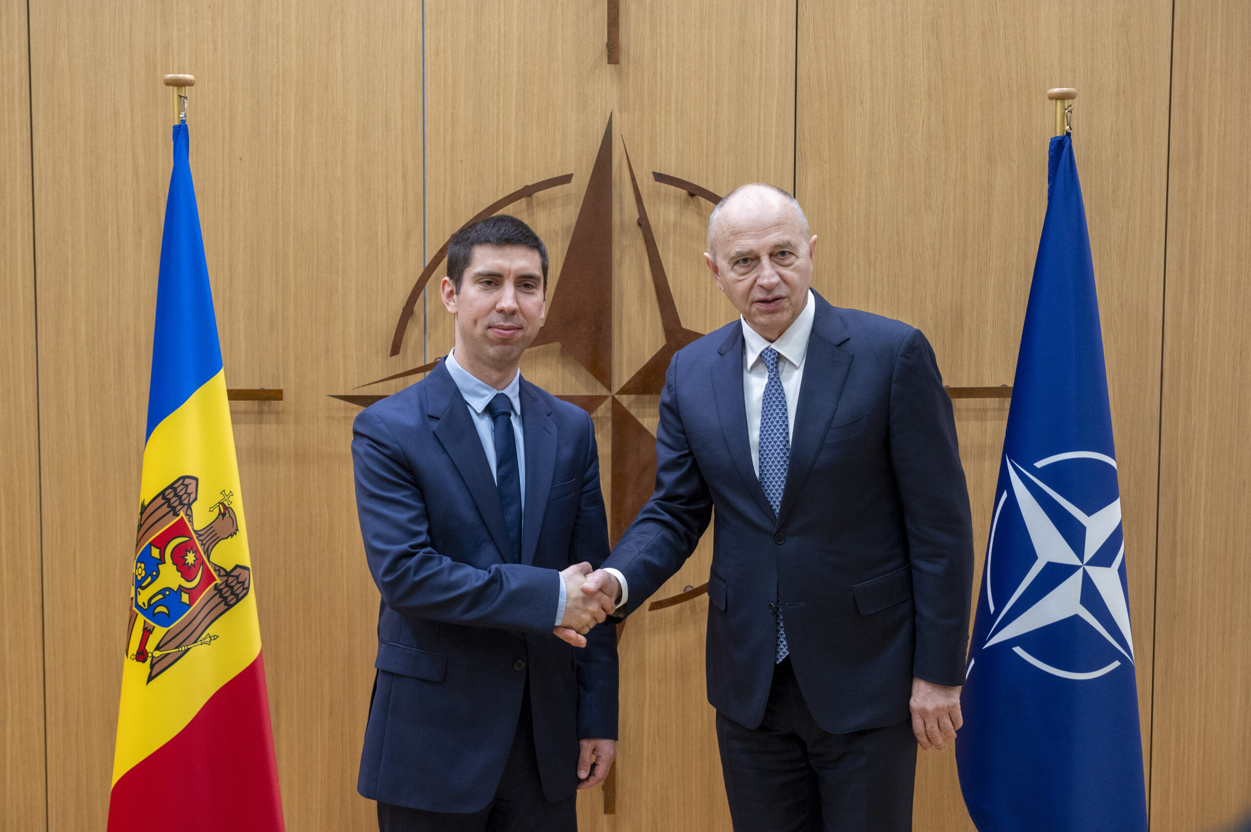 Popșoi, interesat ca NATO să ajute Moldova în sectorul de securitate și apărare. Discuție la Bruxelles cu Geoană