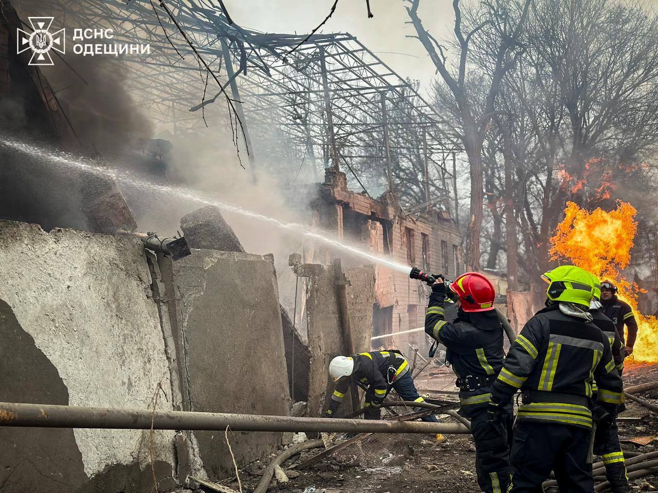 (ФОТО) В Одессе в результате ракетного удара погибли 14 человек, еще 46 получили ранения