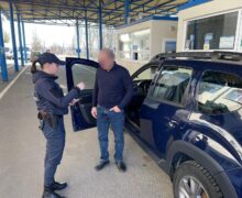 Pașapoarte cu… bani. Cu ce s-a încheiat o tentativă de mituire a polițiștilor de frontieră