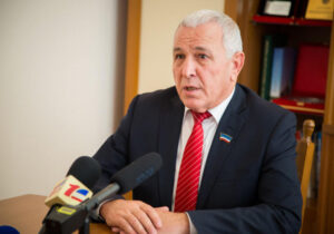 Спикер Народного собрания Гагаузии утверждает, что его лишили дипломатического паспорта
