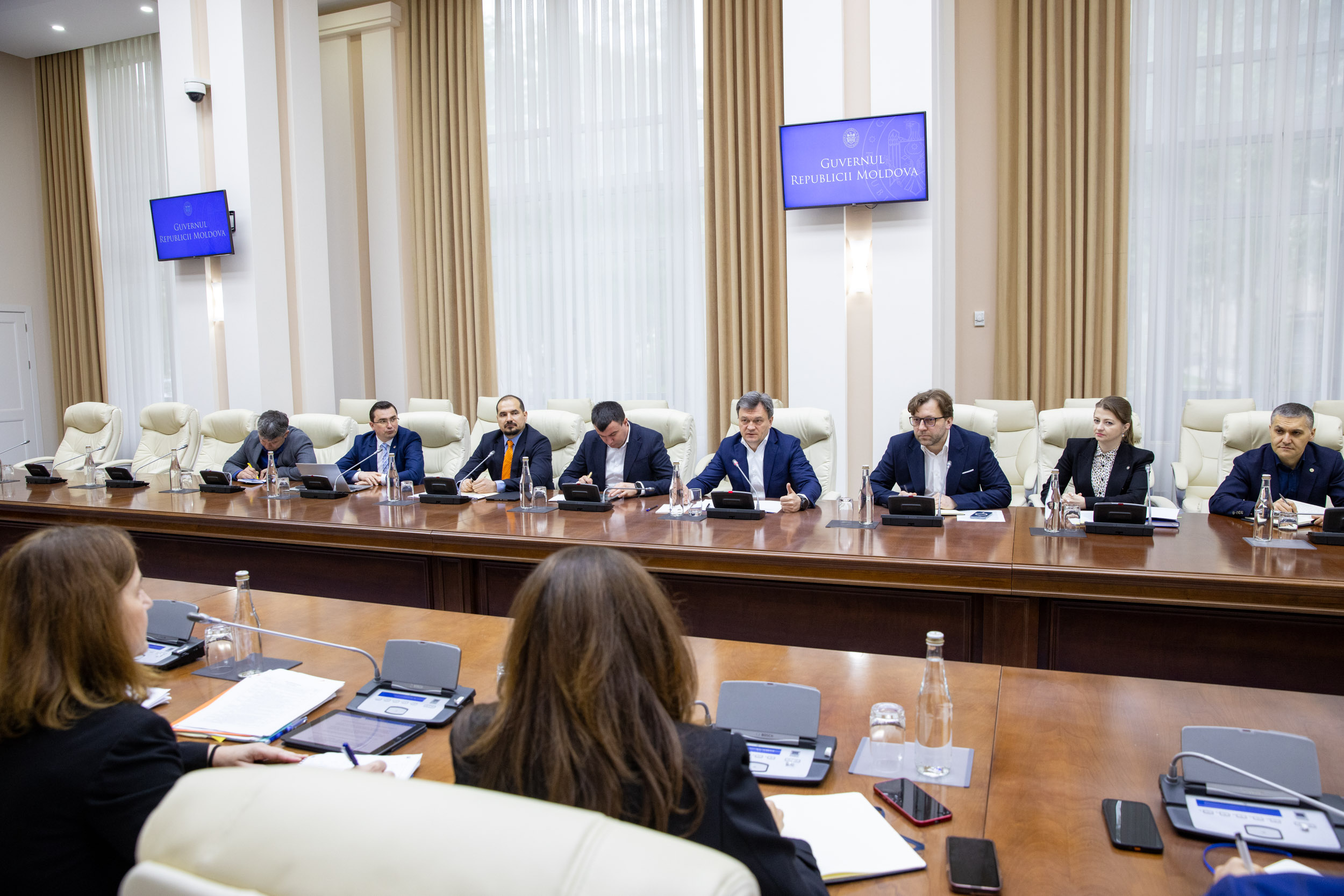 Dorin Recean s-a întâlnit, la Chișinău, cu o delegație a Fondului Monetar Internațional. Ce au discutat