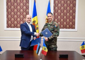 Estonia va cumpăra echipament militar neletal pentru Moldova, din banii UE
