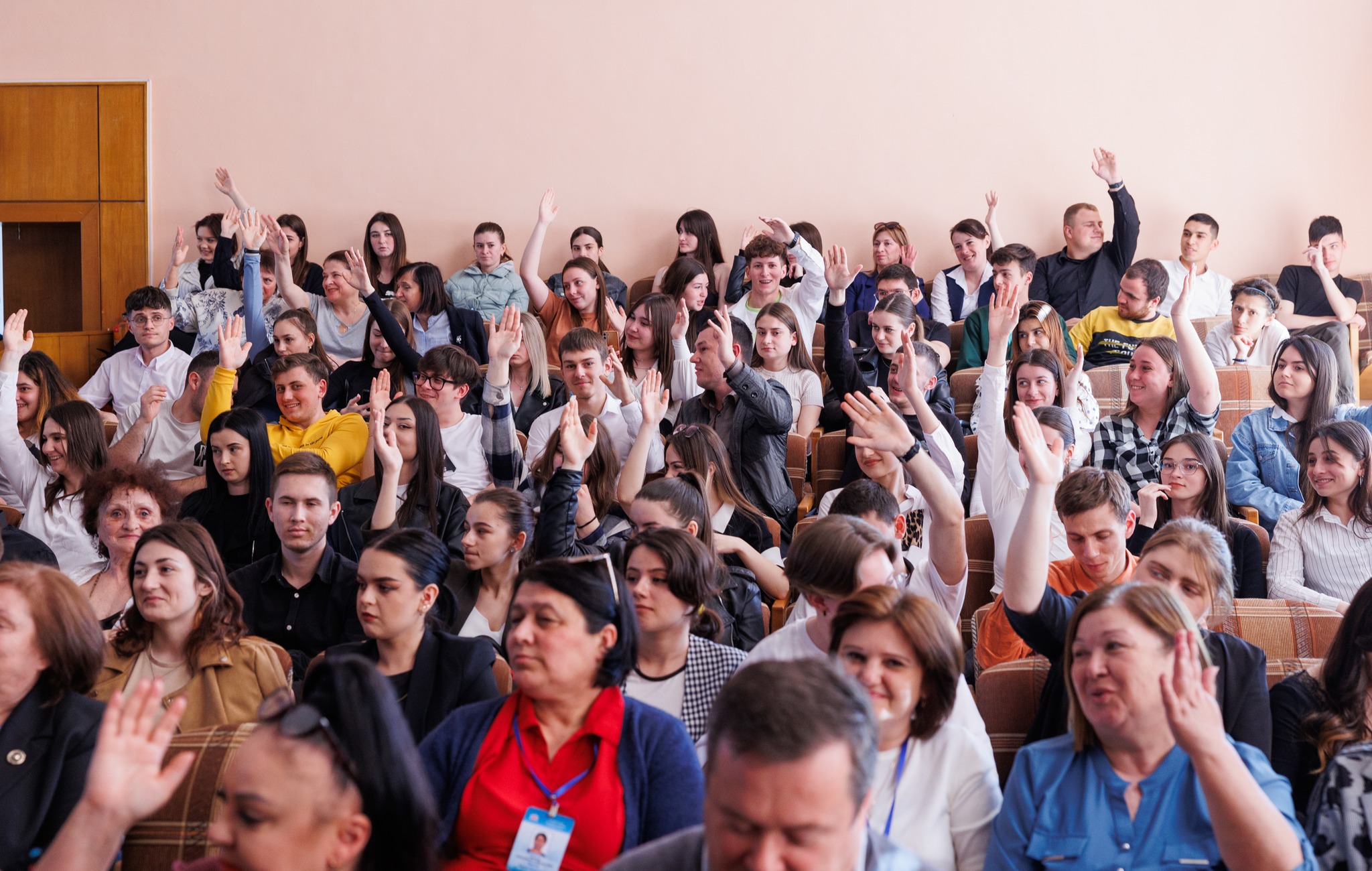 (ФОТО) «Нам необходимы здравомыслие и отвага». О чем говорила Майя Санду на встрече со студентами и преподавателями КГУ?