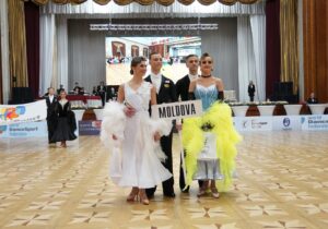 Молдавские танцоры завоевали две золотые медали на чемпионате Европы. Соревнования впервые прошли в Молдове