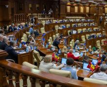 VIDEO Milionarii și datornicii din parlament. Cât au câștigat deputații moldoveni în 2023