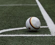 В пригороде Кишинева 23-летний молодой человек умер во время игры в футбол