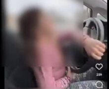 VIDEO Fetiță de 7 ani, filmată cum conduce o mașină. Poliția a identificat tatăl copilei și l-a sancționat