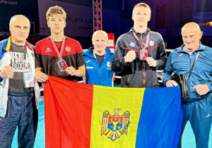 (ВИДЕО) Боксеры из Молдовы завоевали две медали на чемпионате Европы среди молодежи