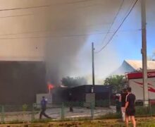 VIDEO Incendiu într-un local din Căușeni: cinci echipe de salvatori luptă cu focul