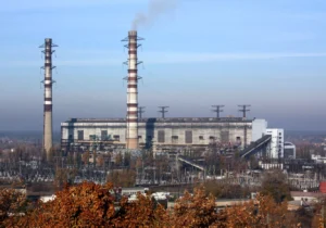 (ВИДЕО) Трипольская ТЭС полностью разрушена в результате ракетного удара. Это самая мощная электростанция в Киевской области