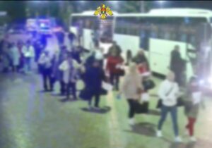 VIDEO Pasageri cu milioane în buzunare. Peste 2.300.000 lei aduși din Moscova, confiscați la Aeroportul Chișinău