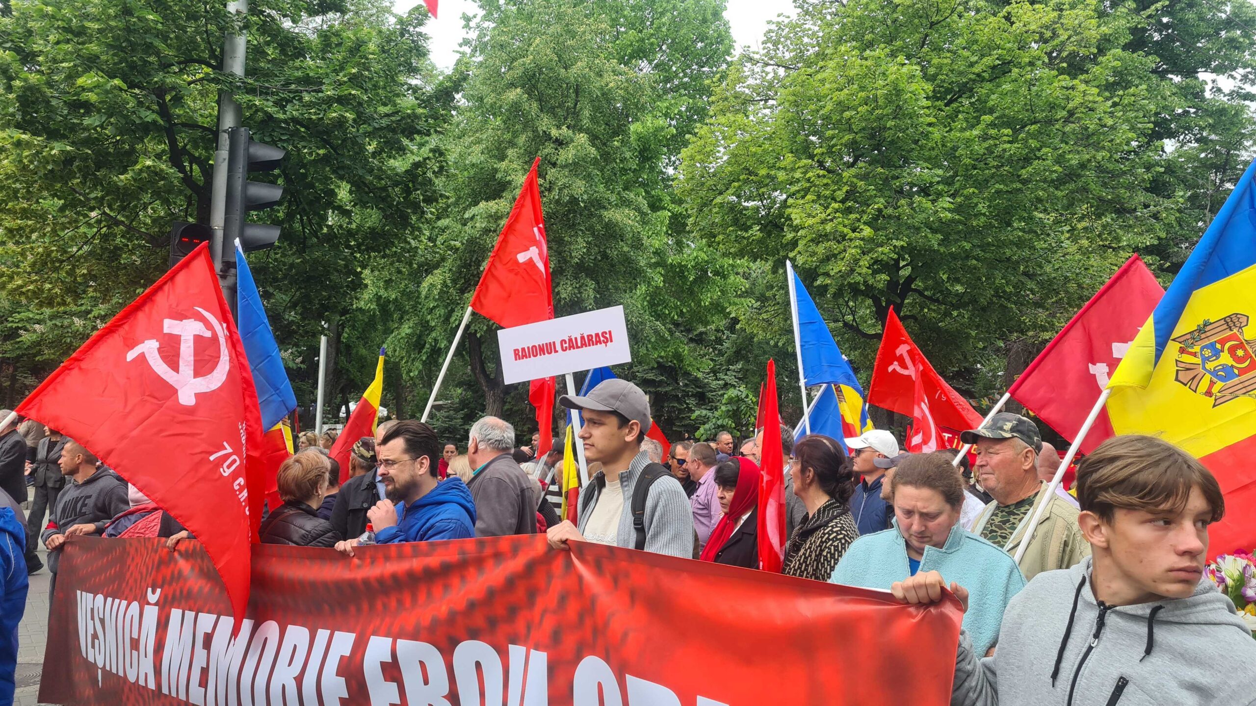 (ВИДЕО, ФОТО) 9 мая в Кишиневе: марш Победы, марш за Европу. LIVE NM