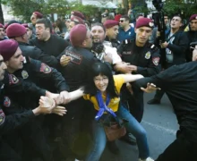 VIDEO Proteste de amploare în Armenia; se cere demisia premierului. Circa 200 de persoane au fost reținute