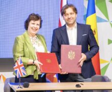 Великобритания продлила соглашение об отмене таможенных пошлин для овощей и фруктов из Молдовы