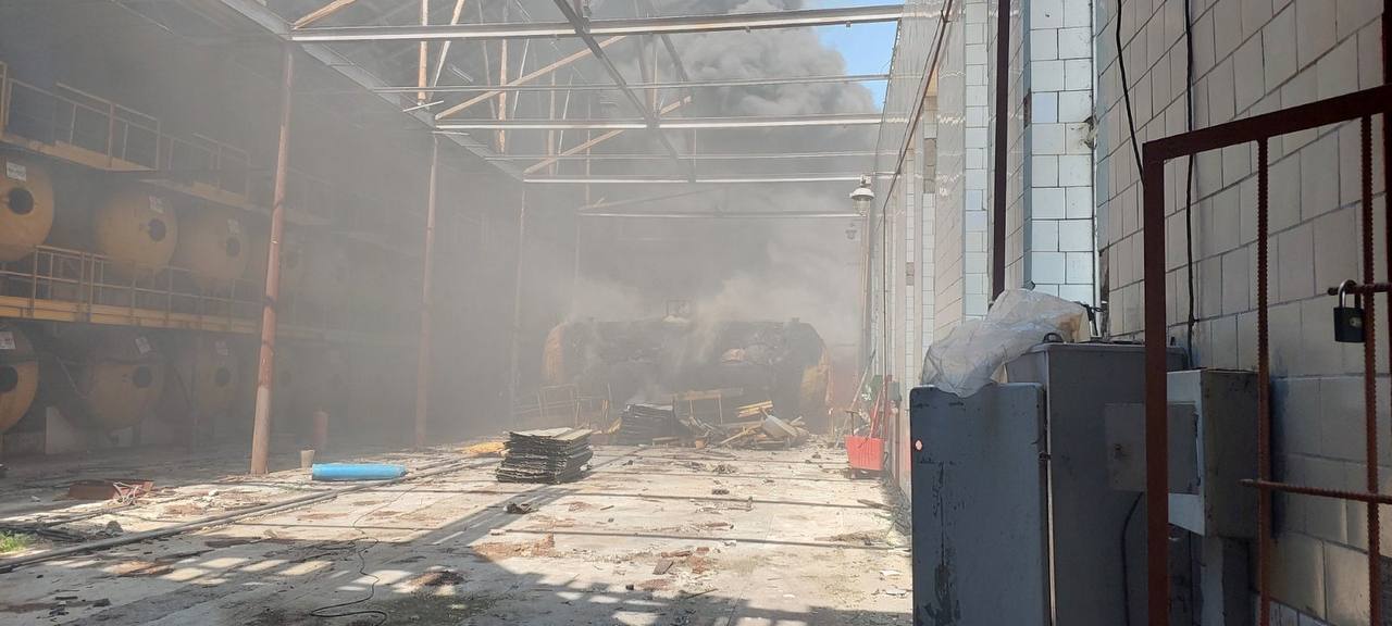 (ФОТО) В Кишиневе на территории бывшего винзавода произошел пожар