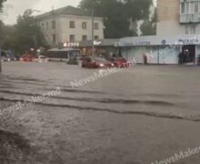 (ВИДЕО, ФОТО) Кишинев вновь затопило после прошедшего ливня