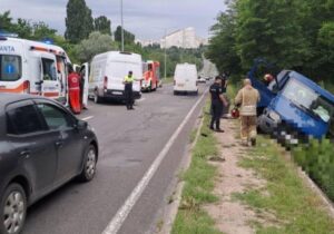 (ФОТО) В Кишиневе один человек погиб в результате ДТП на Ботанике