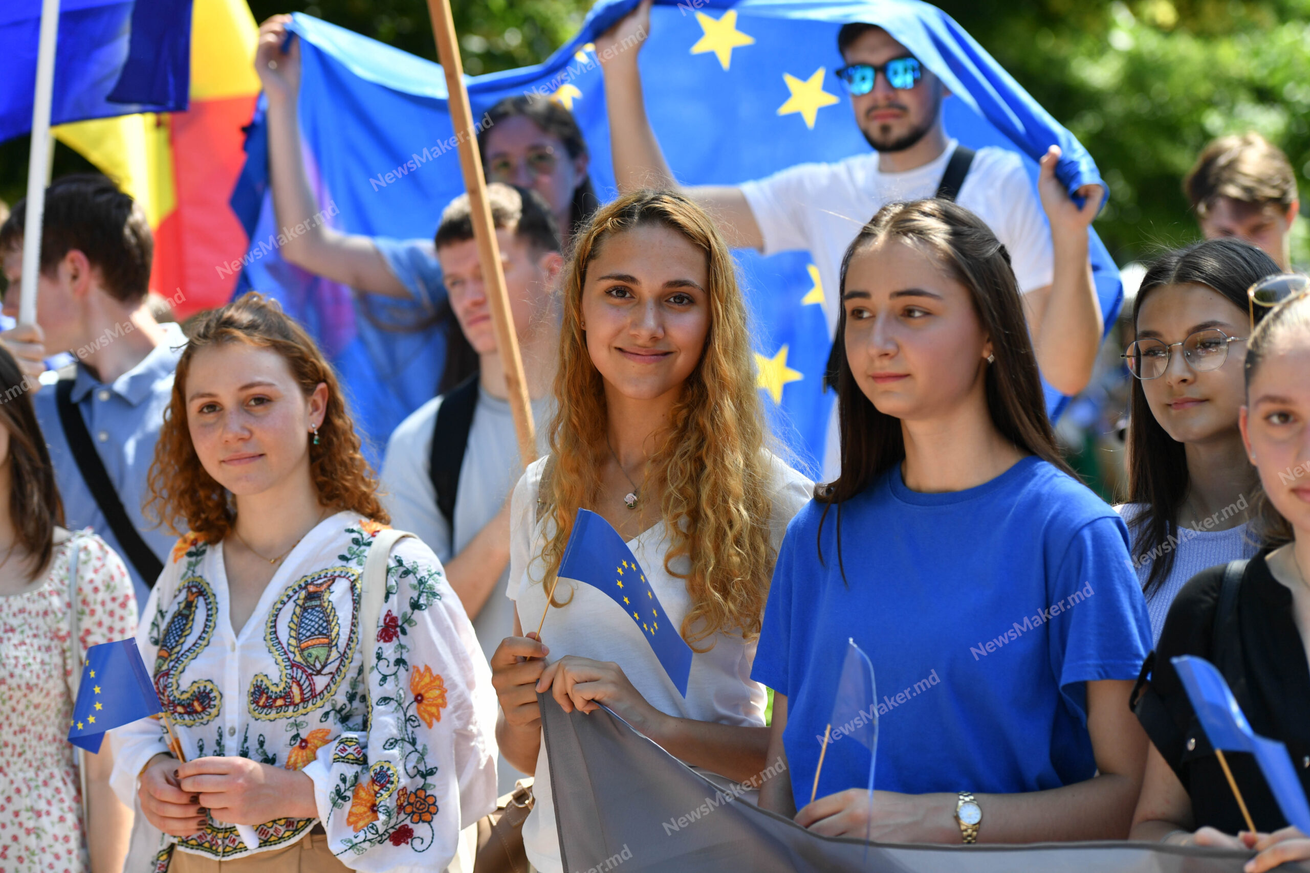В Кишиневе прошел марш молодежи в поддержку евроинтеграции. Фоторепортаж NM
