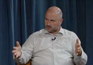 „În spatele acestui “cor” se simte mâna unui dirijor”. Parlicov neagă corespondența „secretizată” cu Moldovagaz