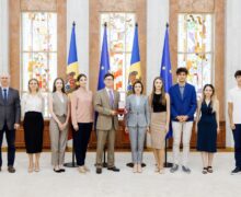 Ambasadorul Franței în Moldova, decorat cu „Ordinul de Onoare”. Mesajul Maiei Sandu (VIDEO)