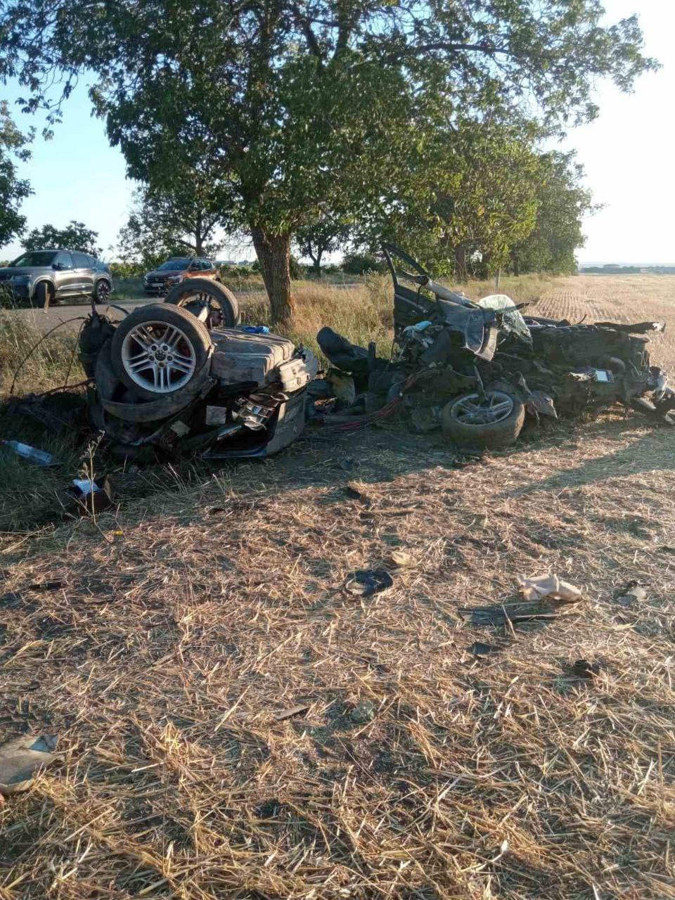 (FOTO) Grav accident rutier lângă Taraclia: Un tată și fiul său de opt ani și-au pierdut viața