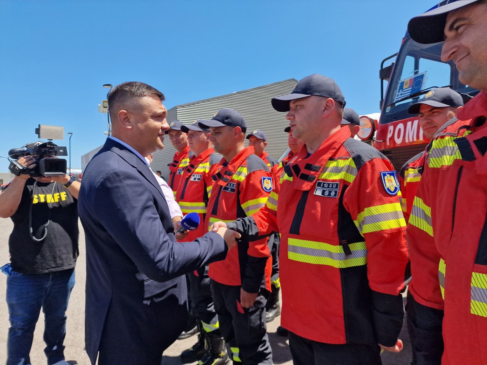 Grecia: pompierii moldoveni, vizitați de ministrul Afacerilor Interne de la Chișinău FOTO