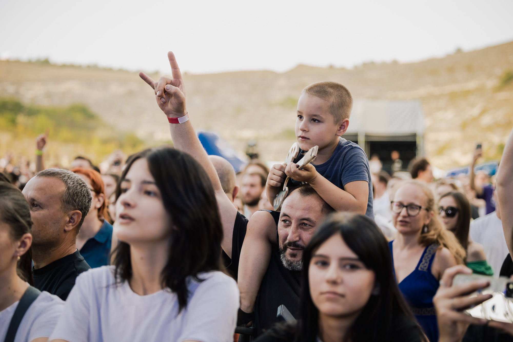 Festivalul Lupilor 2024: Emoții de neuitat între stânci și valurile Răutului!