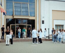 (ФОТО) В медуниверситете Молдовы отремонтировали учебные помещения и окрыли два новых центра. На это потратили €4,15 млн