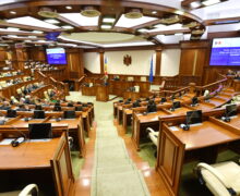 Deputații se întrunesc în prima ședință a Parlamentului din sesiunea de toamnă