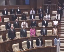 (ВИДЕО) Парламент Молдовы почтил минутой молчания память Юрия Пэсата