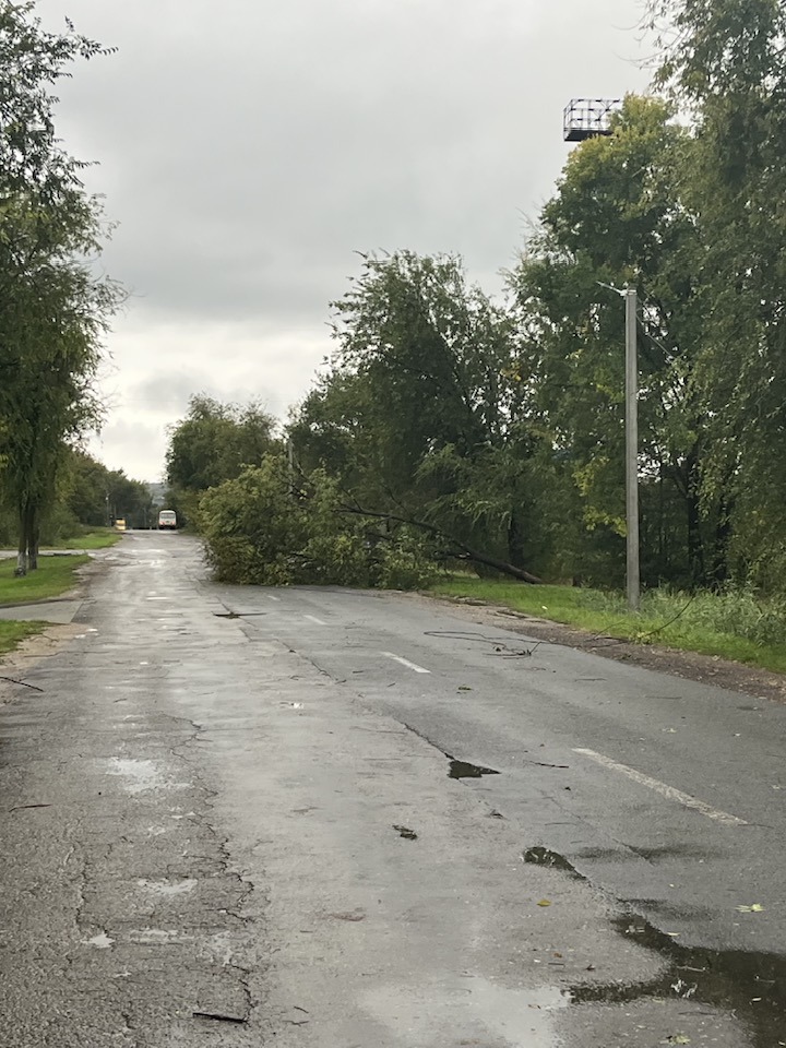 Fără apă și lumină. O ploaie cu grindină a făcut prăpăd la Ceadîr-Lunga (FOTO/VIDEO)