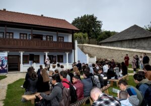 (ФОТО) «Ценности, которые объединяют». В Старом Оргееве при поддержке Румынии отреставрировали школу-музей