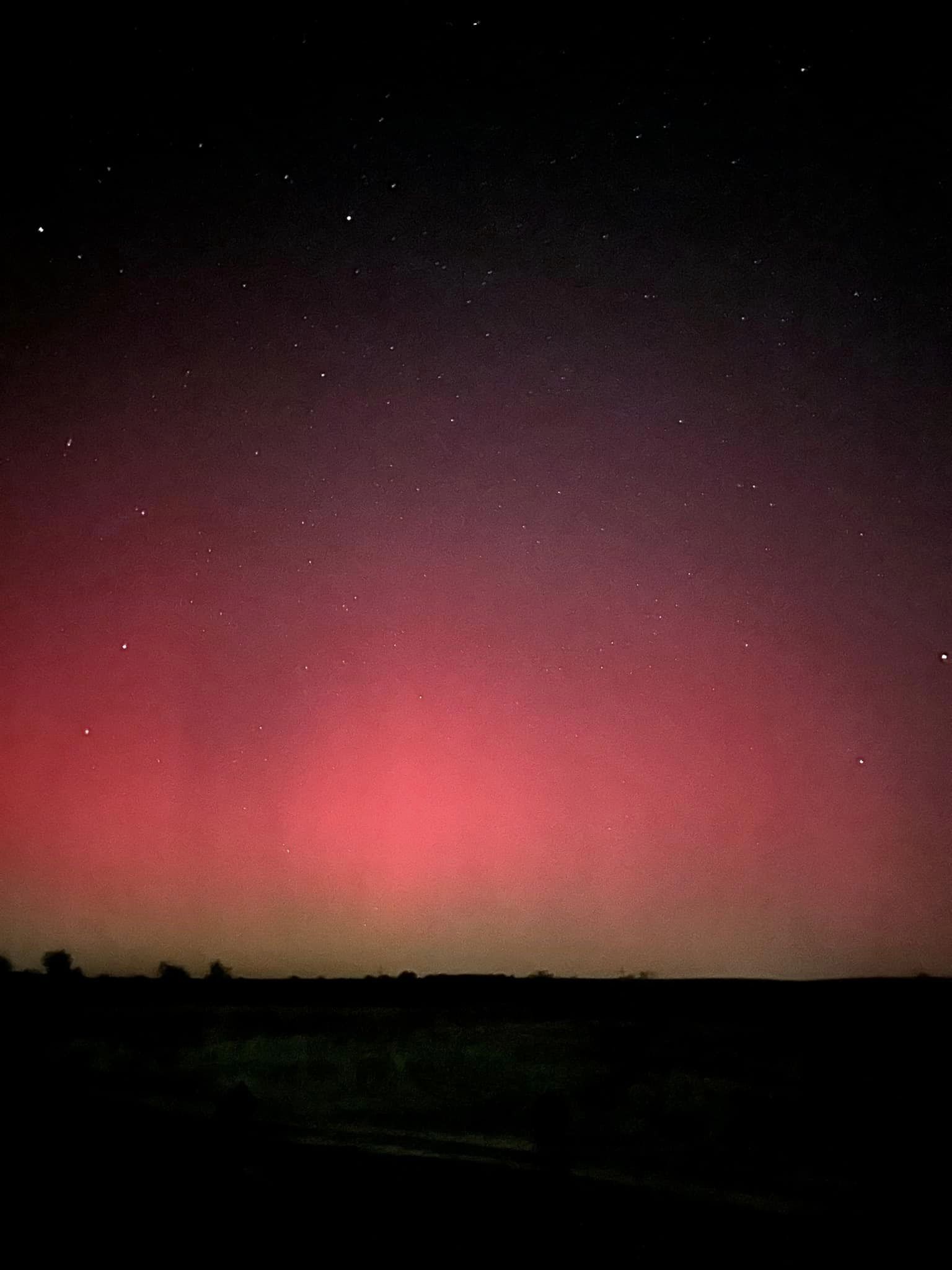 Aurora Boreală, vizibilă pe cerul din Republica Moldova: imagini de la Chișinău, Soroca și Ungheni 