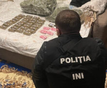 Tânăr de 19 ani, reținut pentru trafic de droguri pe Telegram: circa 10 kg de narcotice confiscate în Chișinău