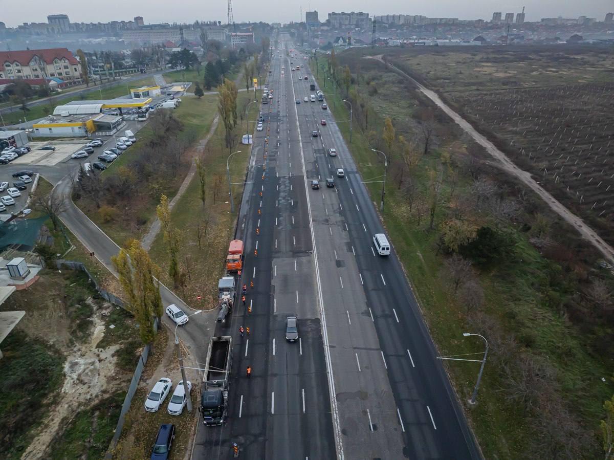 (ФОТО) В Кишиневе начали ремонт Хынчештского шоссе