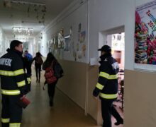 (ВИДЕО) Пожар в лицее имени Пушкина в Бельцах. Учащихся эвакуировали