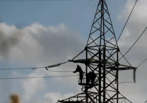 Întrerupere de urgență a electricității în Ucraina după un atac masiv al Rusiei. A fost afectată Moldova?