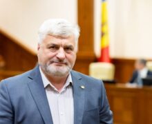 Parlamentul are un nou deputat PAS: Oleg Botnaru și-a preluat mandatul