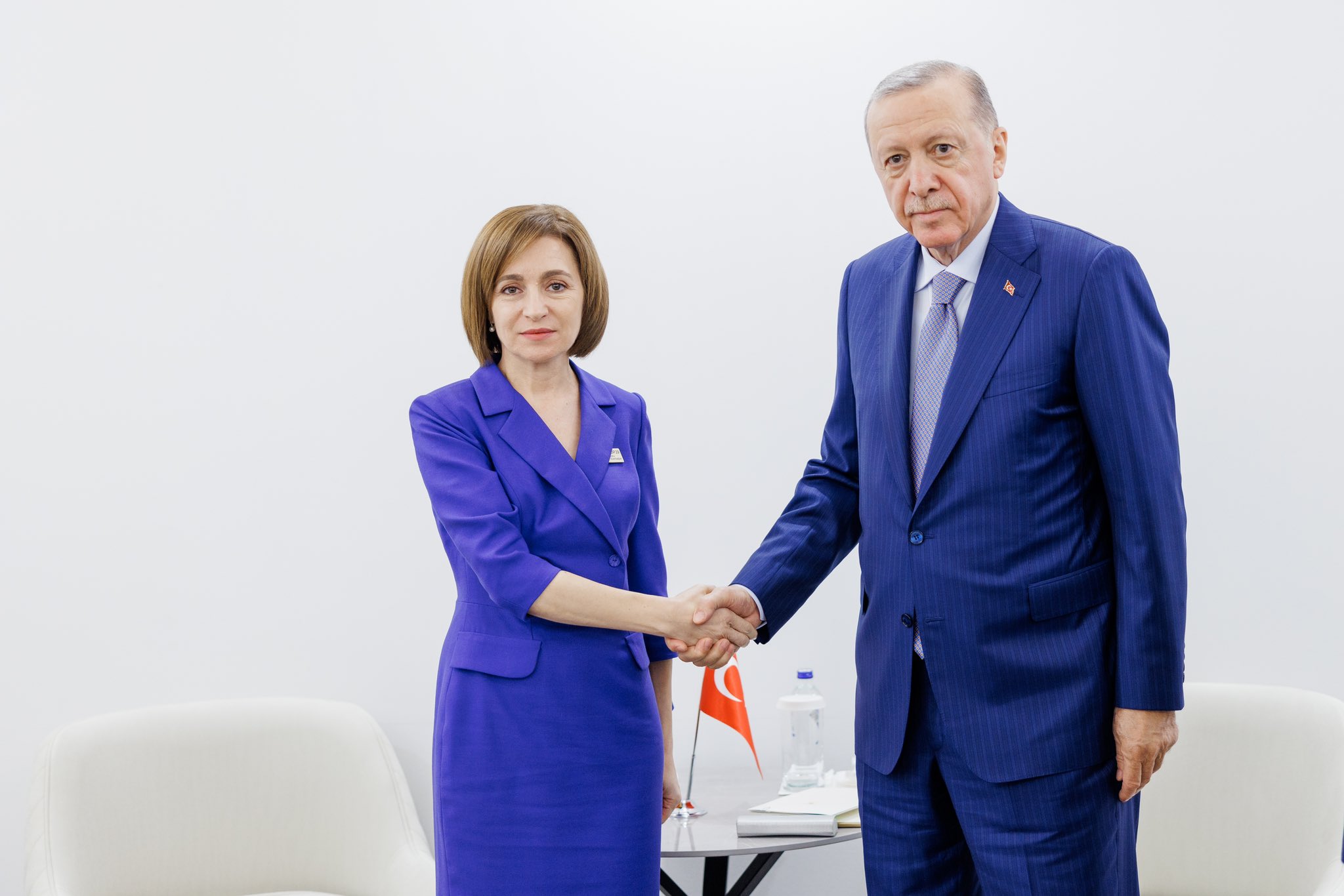 Maia Sandu și Recep Tayyip Erdogan au avut o întâlnire bilaterală la Baku. Ce au discutat