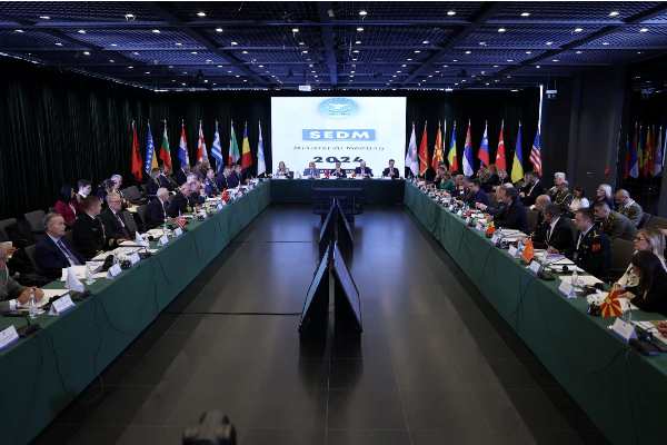 Moldova, prima participare cu drepturi depline la reuniunea miniștrilor apărări din Europa de Sud-Est. Angajamentul lui Nosatîi